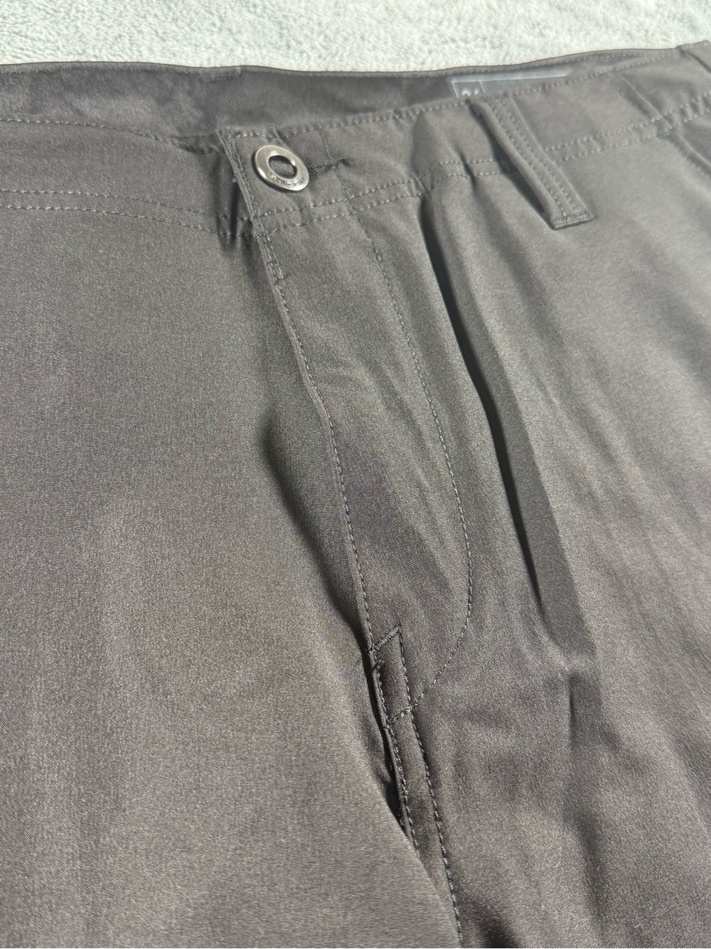 Volcom Kerosene Hybrid Black Surf-and-Turf 4 Way Stretch Short Men’s Size 34 NWT